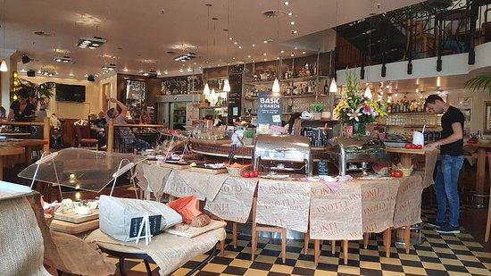 Cafe Bar Celona